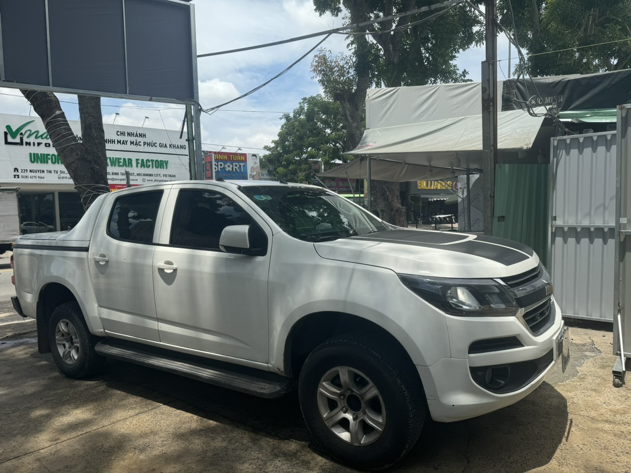 Thuê xe Chevrolet Colorado