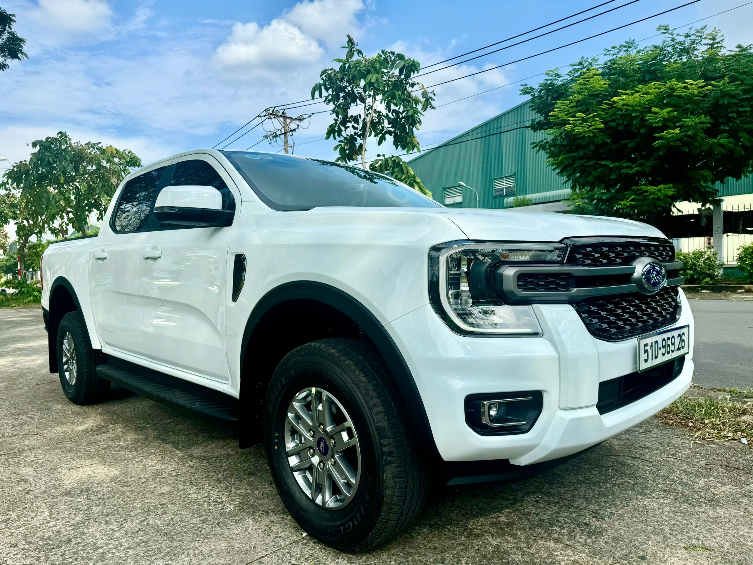 Thuê xe Ford Ranger XLS 2024